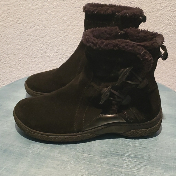 Earth Origins Black Glow Ankle Boots Size 10 - Picture 3 of 11